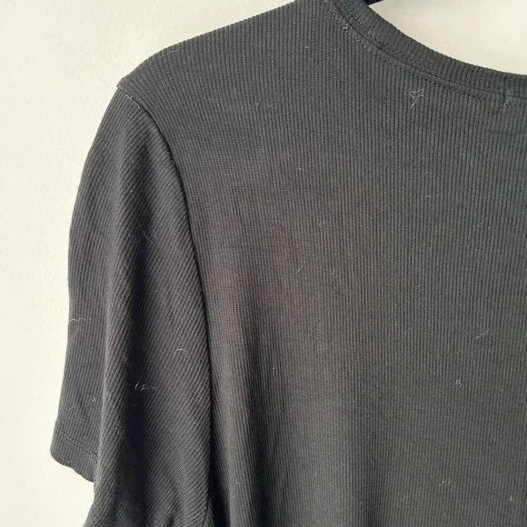 Marine Layer ribbed tense black shirt - Picture 2 of 9